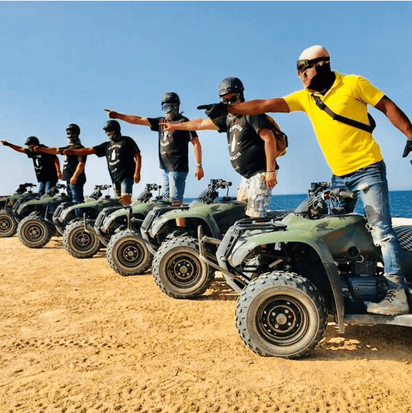 Wüstenspaß in Ägypten: Die besten Safari-Erlebnissezwischen Quad, Buggy &Beduinendorf